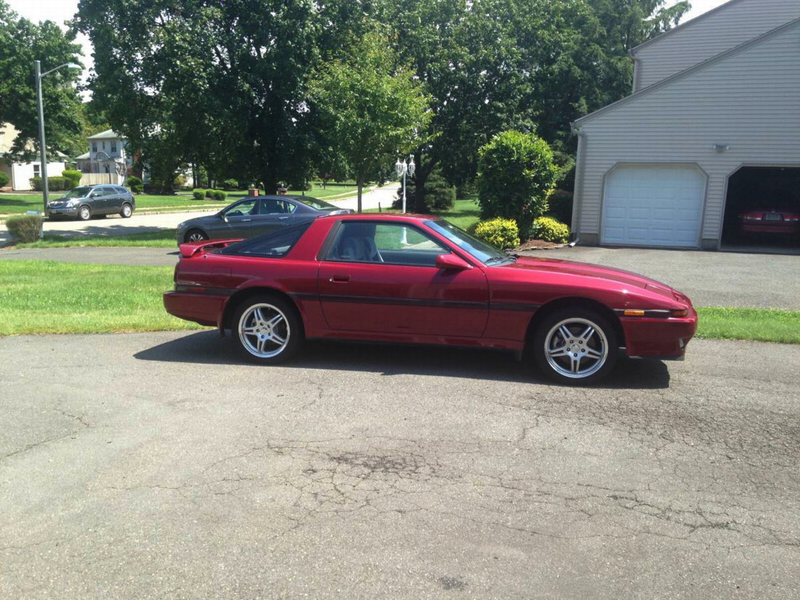 Illustration for article titled For $12,800, Could This 1987 Toyota Supra Turbo Turn You Into A Supra-Hero?